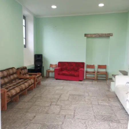 Hostel Del Quadrifoglio Ameno